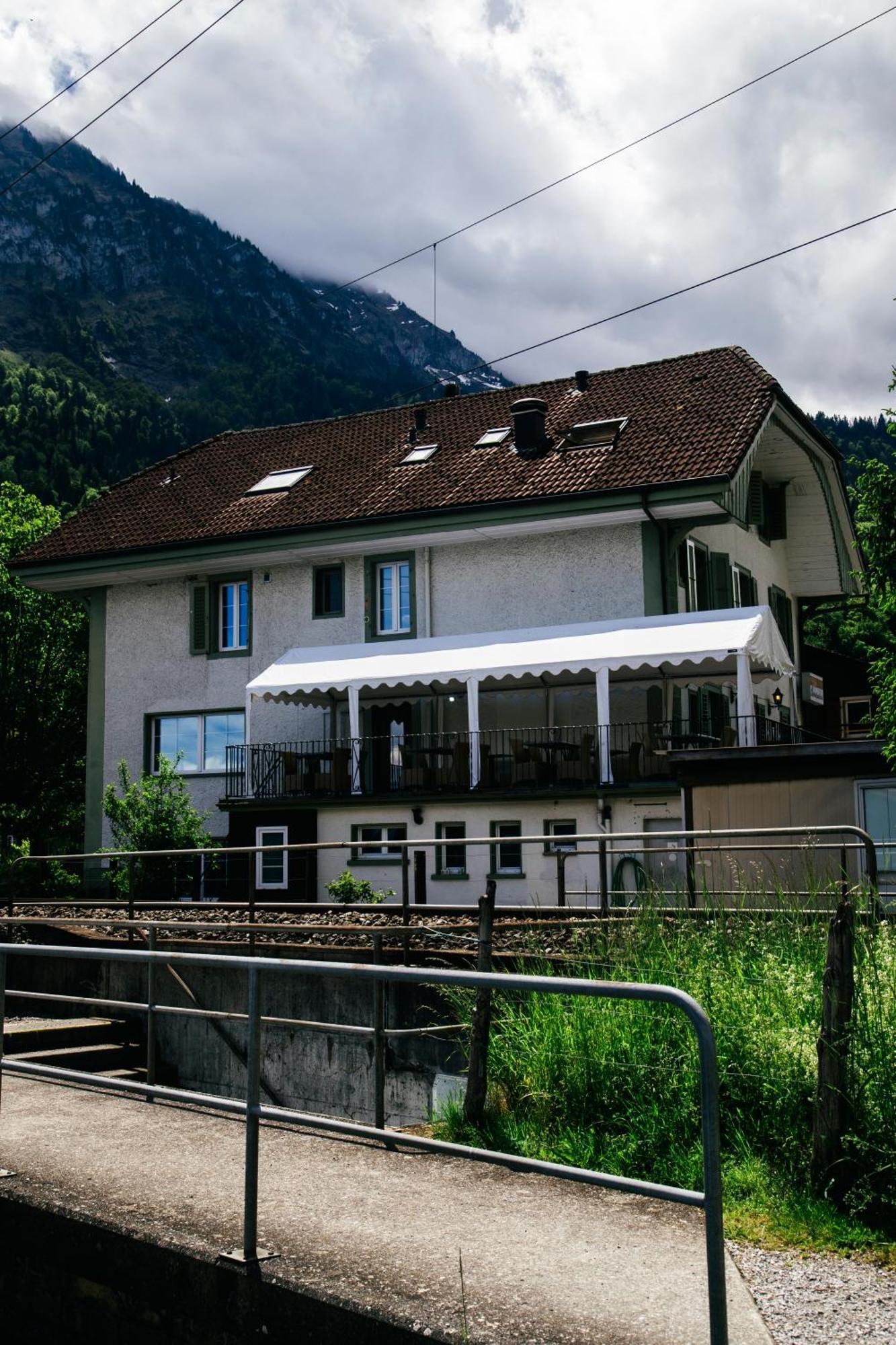 Au Bord Du Lac Darligen Exterior photo